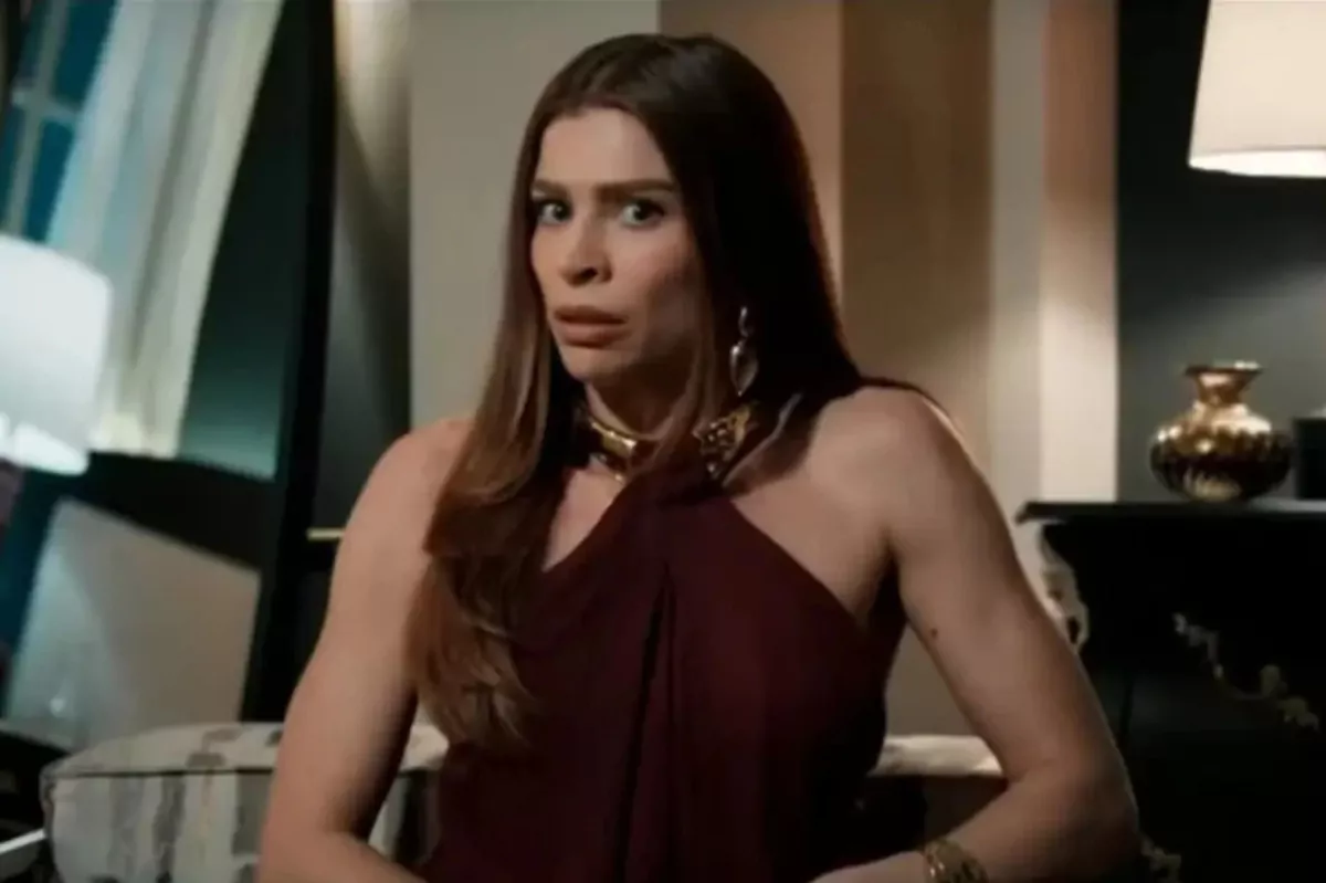 Arminda (Grazi Massafera)