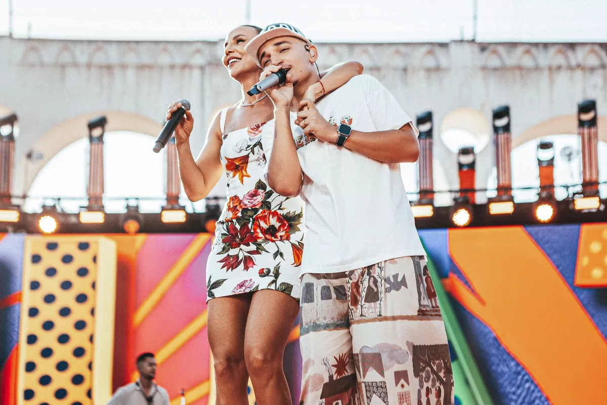 Ivete Sangalo e João Gomes na gravação do DVD