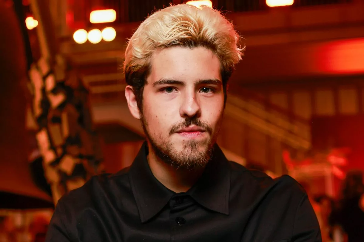 Raúl (Paulo Mendes) em Três Graças