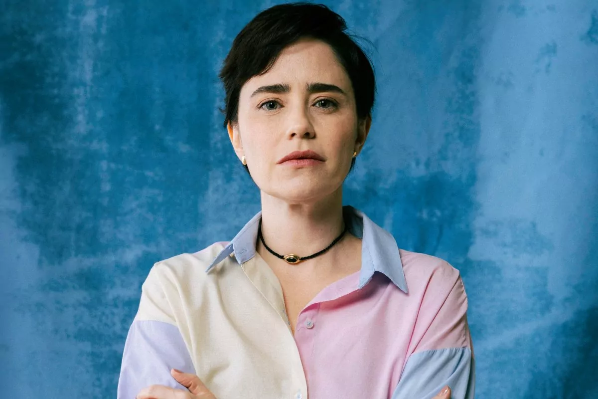 Samira (Fernanda Vasconcellos) em Três Graças