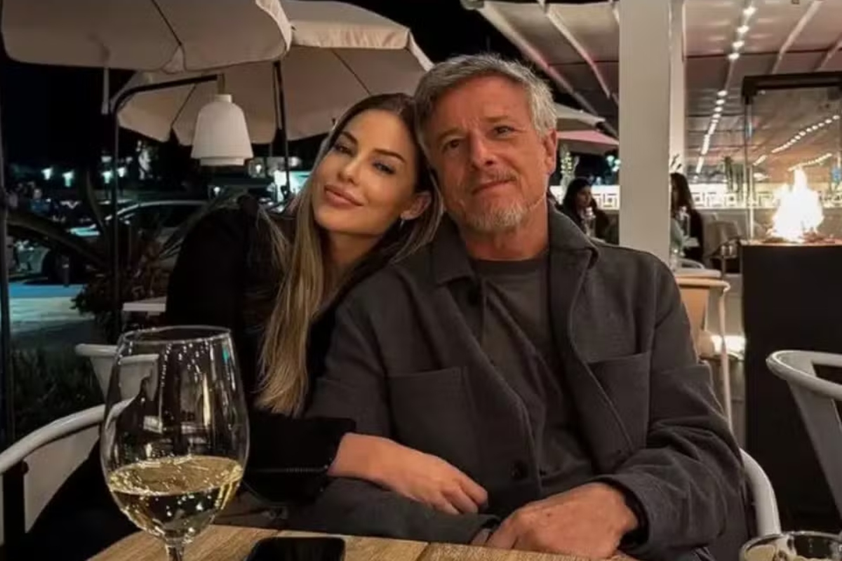 Saory expõe romance relâmpago com Marcello Novaes