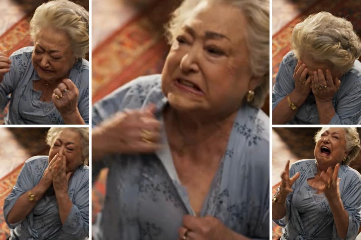 Rosa (Suely Franco) se desespera em