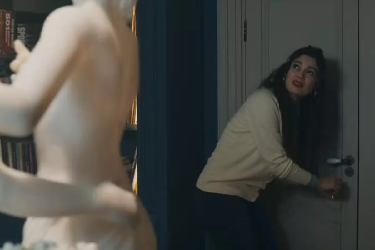 Gerluce fica trancada no quarto das Três Graças