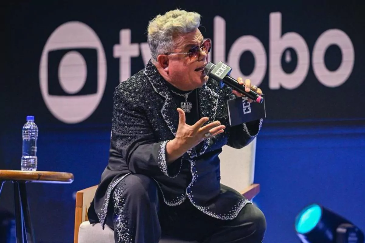 milton cunha apresentando painel da ccxp25