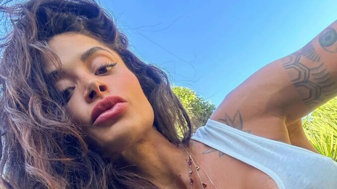 Retrato Aline Campos