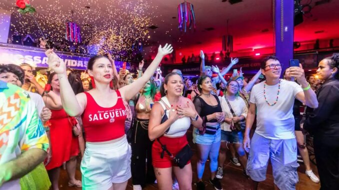 Carnaval em clube no Rio de Janeiro