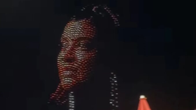 Homenagem a Preta Gil em Salvador com 600 drones no Carnaval.