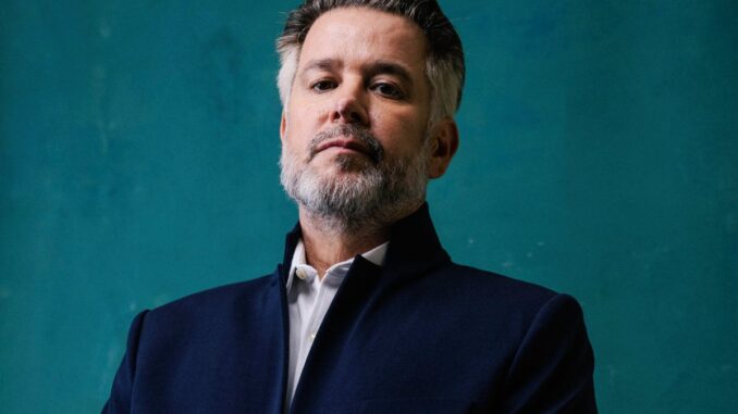 Santiago Ferette (Murilo Benício) em 