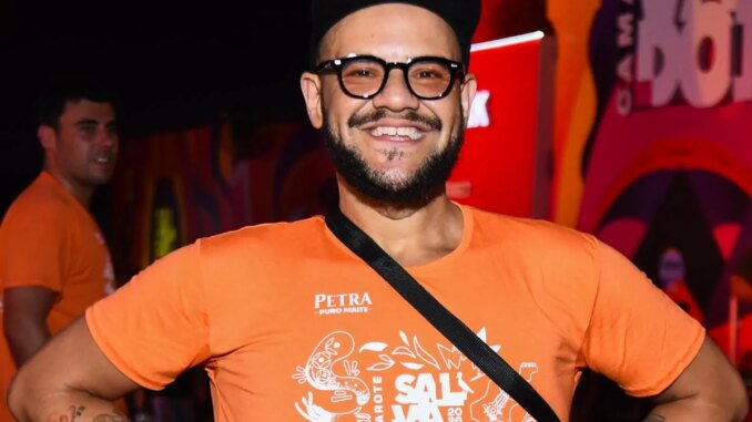 gominho curtindo seu primeiro carnaval sem preta gil em salvador