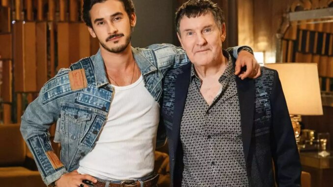 João Raul (Filipe Bragança) e Walmir (Antonio Calloni) em Coração Acelerado