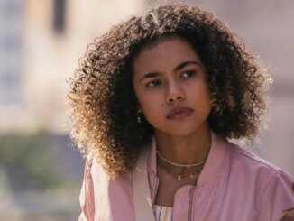 Joélly (Alana Cabral) em Três Graças