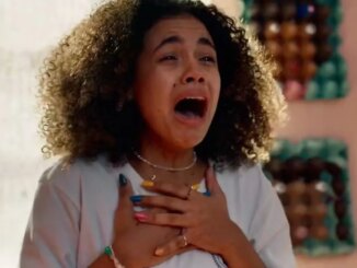 Joelly (Alana Cabral)