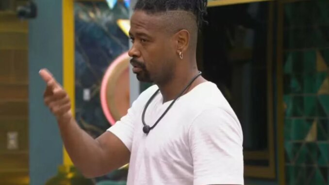 Leandro Boneco discute com brothers por limpeza do banheiro no BBB 26