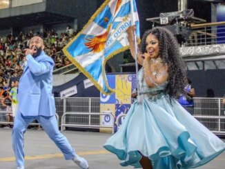 Mestre-sala e porta-bandeira do Águia de Ouro