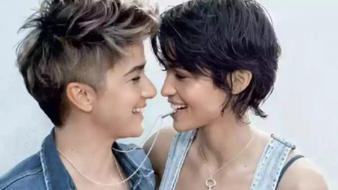 Nanda Costa e Lan Lanh