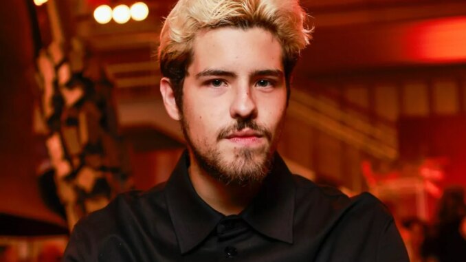 Raul (Paulo Mendes) em Três Graças