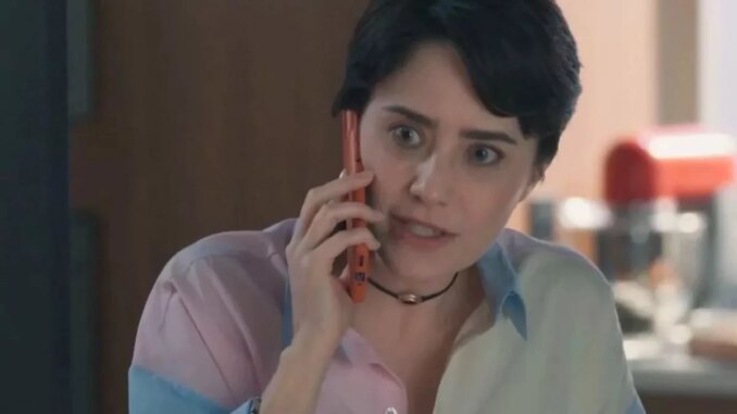 Samira (Fernanda Vasconcellos)