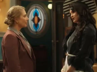 Sandra (Flávia Alessandra) oferece dinheiro a Zulma (Heloísa Périssé) para ‘comprar’ Samir (Davi Malizia) em