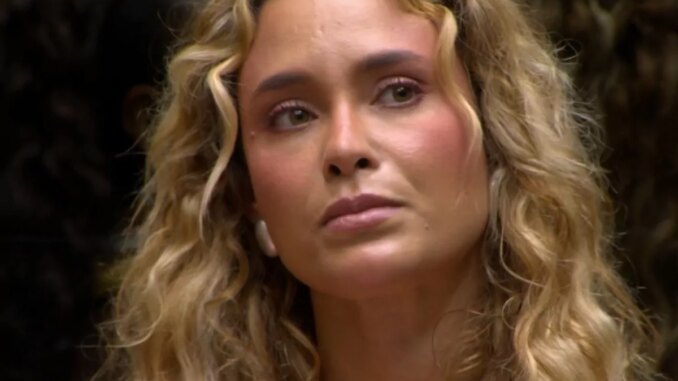 Sarah é a quarta eliminada