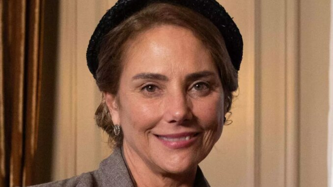 Zulma (Heloisa Périssé) em